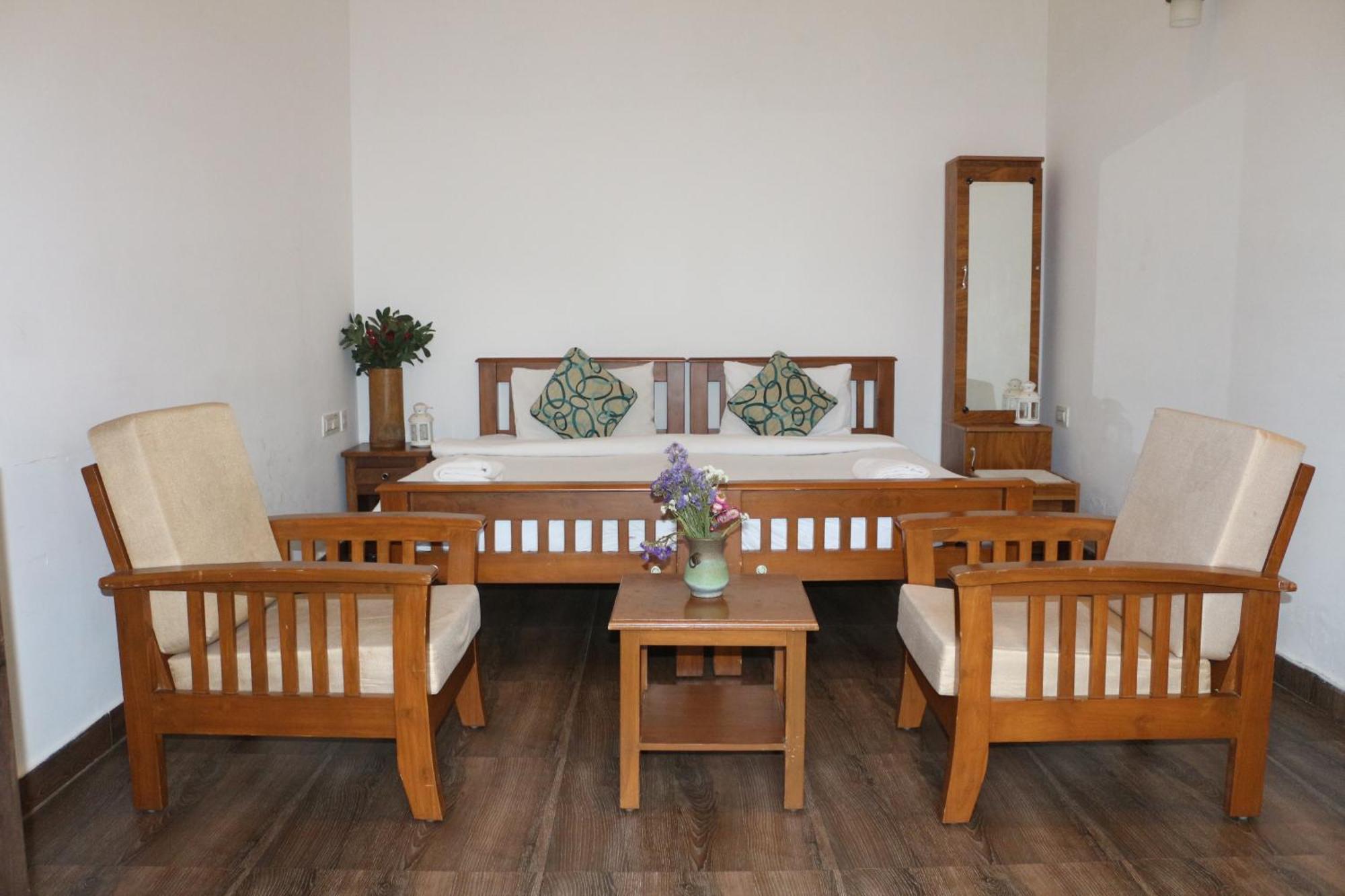 Logan Camp Ooty Hotel Coonoor Exterior photo